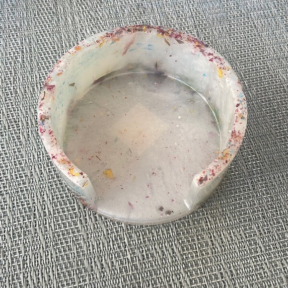 Handmade Pressed Flower Coaster Set and Holder Round Colorful - Picture 7 of 16